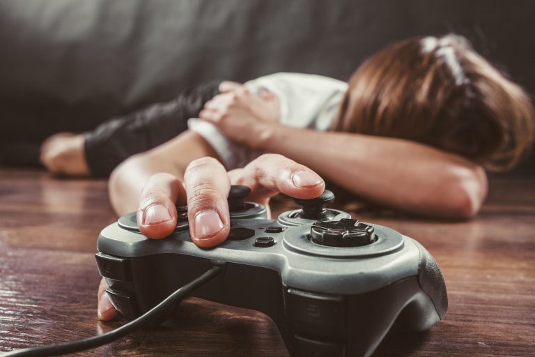 Kriza usled zavisnosti od interneta i igrica kod dece